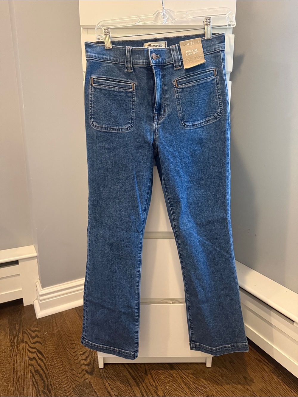 New With Tags Madewell Mid-Rise Kickout Flare Jeans
